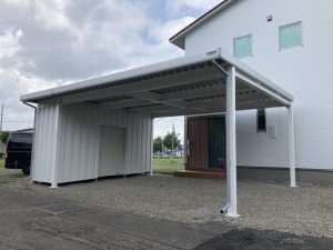 雨にぬれずにお家まで!!特注ストレージポート